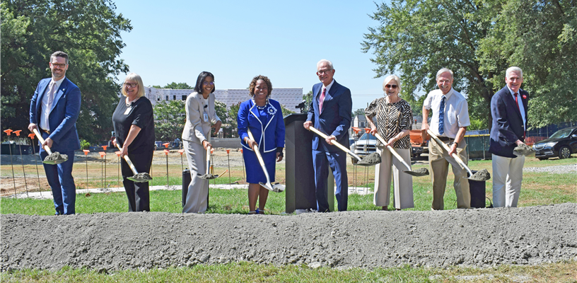 Commissioners break ground on Highland Avenue Park